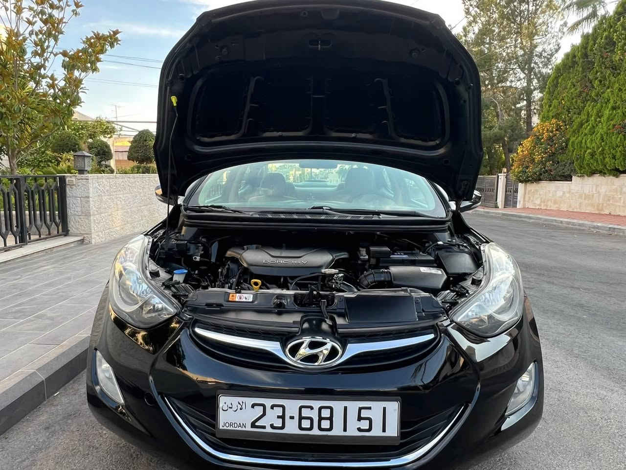 Hyundai Elantra 2013
الون اسود ملوكي 
هيونداي النترا2013
وارد الوكالة مالك واحد
فحص:كامل ولا ملاحظة 
فل كامل 
فتحه ثلاث حركات 
5 جنطات 
قاطعه مسافه100 الف 
ترخيص و تأمين سنه كامله
-محرك 1600cc
-جير اوتوماتيك (6 غيار / توبترونك)
-مرايا كهرباء
موري غماز 
-كشافات
-تحكم طاره
مسجل اصلي
-كاميرا
-سنتر مركزي
-مكيف خلفي
-نظام ECO لتوفير الوقود
-ABS
-Airbags
-Bluetooth, USB, CD, GBS9400
0799487331


**إذا كنت صاحب هذا الإعلان وتريد حذفه لأي سبب، رجاءا أرسل رسالة إلى الدعم الفني**