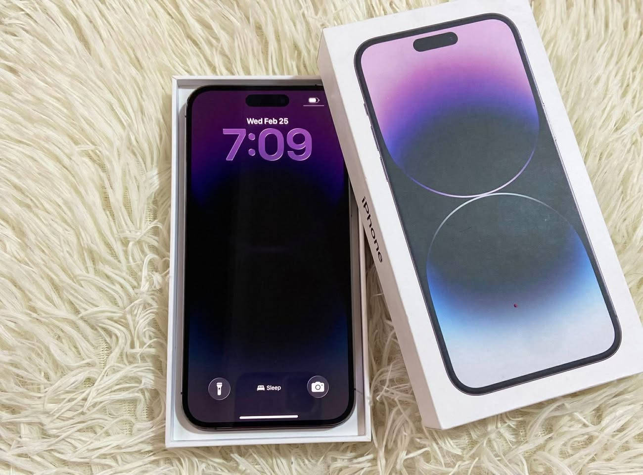 14 برو ماكس 
بطارية 96 
128 جيجا 
مع كفر ولزقة وشاحن 
460


**إذا كنت صاحب هذا الإعلان وتريد حذفه لأي سبب، رجاءا أرسل رسالة إلى الدعم الفني**