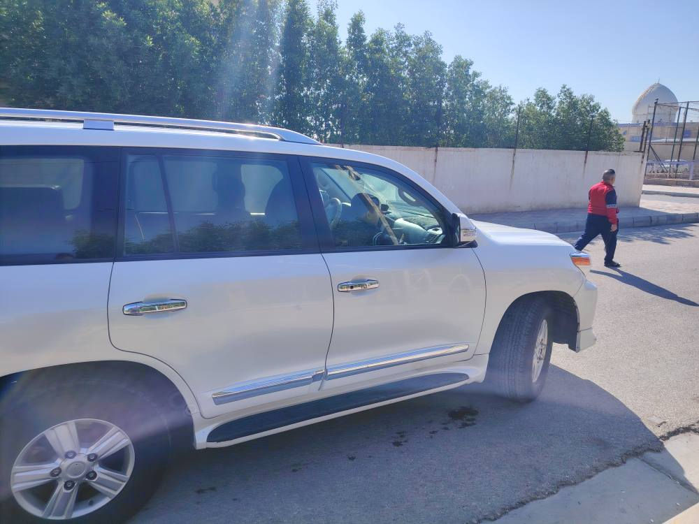 السلام عليكم
لاندكروز 2012
السعر 320 $ وبي مجال

ماشيه 175
محرك جيد
تبريد
كشن كهرباء
فور ويل
جلد
رقم وسنويه جديد
6 سلندر
بأسمي
كوت مركز المدينه
***********
ابو حيدر دهل اوران, واسط
