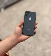 ايفون اكس • ٢٥٦ • فيس ايدي متوقف