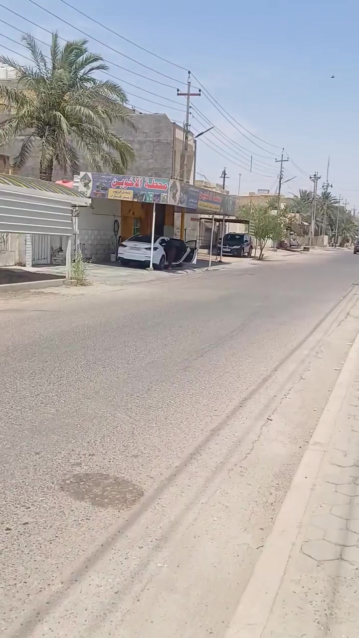 بيت للبيع في قطاع 28  على الشارع العام  قريب من سوك القطاع بوجه البيت منتزه 15 شعبان  المساحة 327.5 الواجهة 15 و النزال 22 البيت  متروك فترة و بناء قديم  ينباع قطعة بقية التفاصيل خاص او اتصلو على هذا الرقم 7735041842 او راسلوني واتساب


**إذا كنت صاحب هذا الإعلان وتريد حذفه لأي سبب، رجاءا أرسل رسالة إلى الدعم الفني**