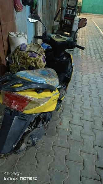 السلام عليكم دراجه للبيع سكنس صيني مكاني كربلاء طويريج نضيفه مابيه نقص سعره ١٥٠الاتصال على الرقم ‏‪***********‬‏
