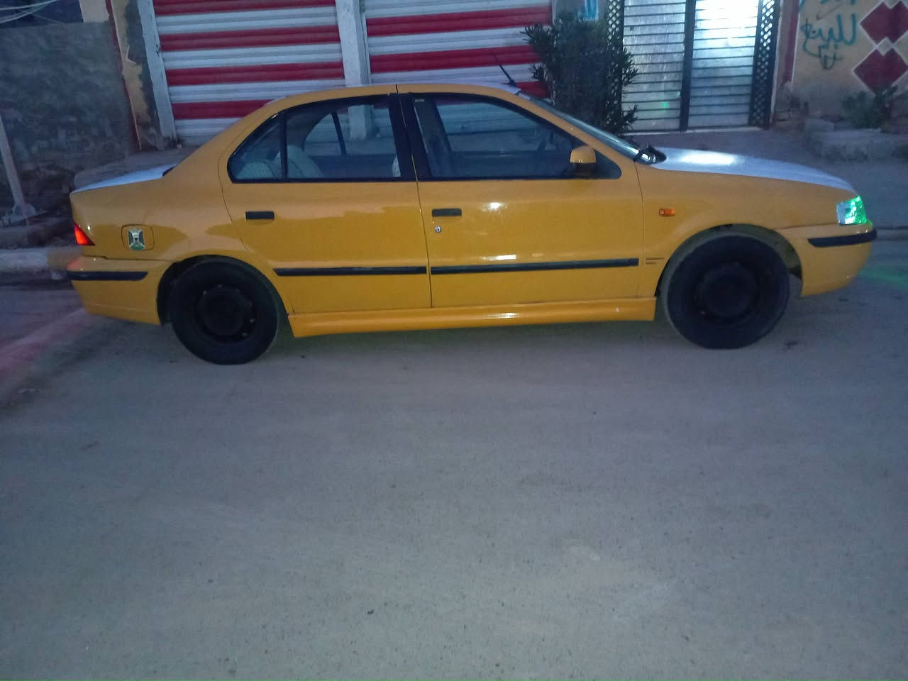 سمند مديل ١٢ سياره جاهزه اي نقص مبيها بلاديه لاصبغ ولاتبديل كير مكينه تبريد كله نضيف مصفره هيئة غرامات سعرها ٣٤ مكان السياره بغداد حي أور سبع اقصور ***********
