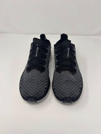 نايكي زوم X • مقاس 42 • للجري