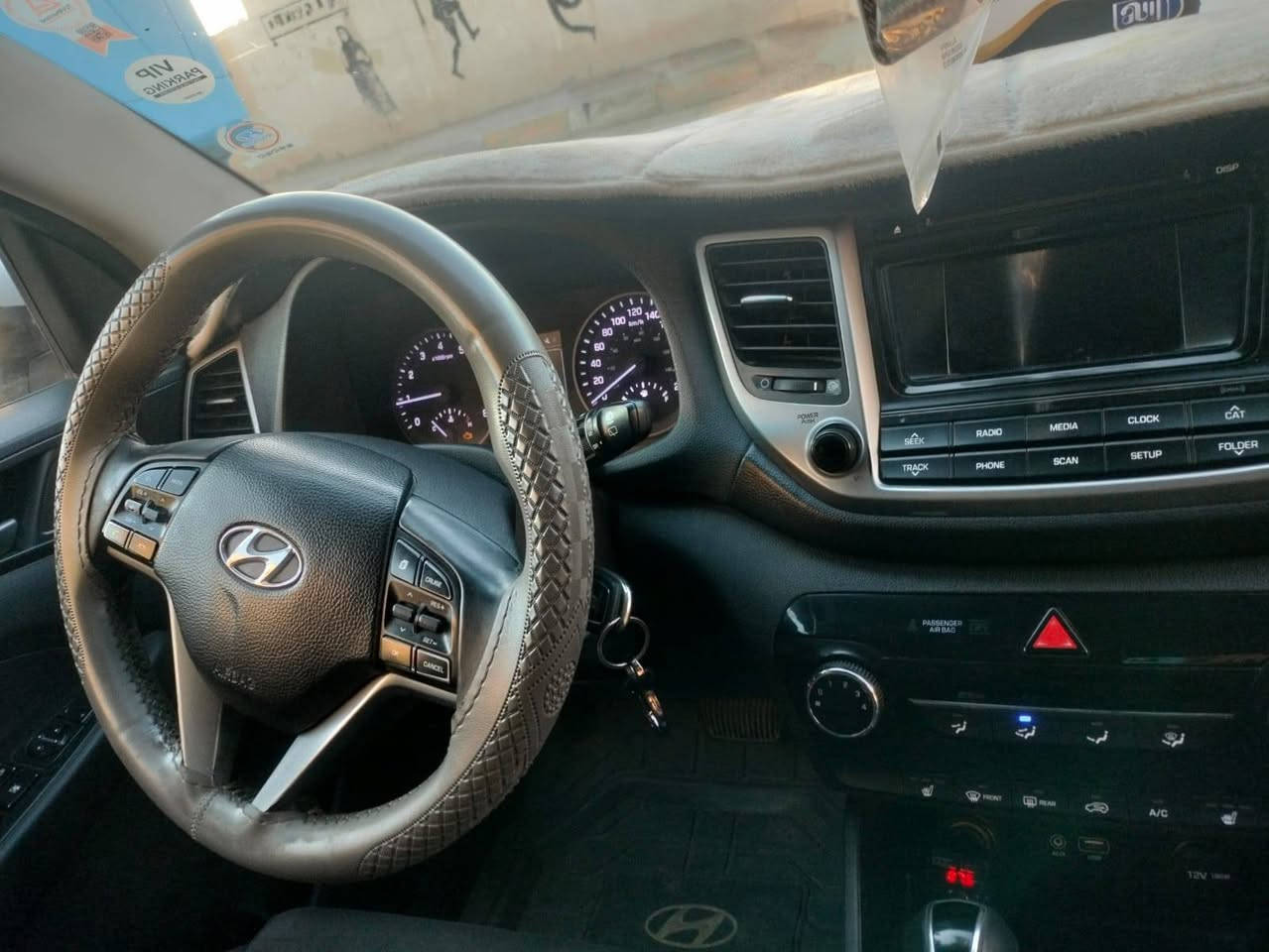 توسان موديل 2016 امريكي حادثه جاملغ امامي فقط حداديه جديده 130 وبيهه مجال رقم ذي قار قلعه سكر  رقم اهاتف ***********
