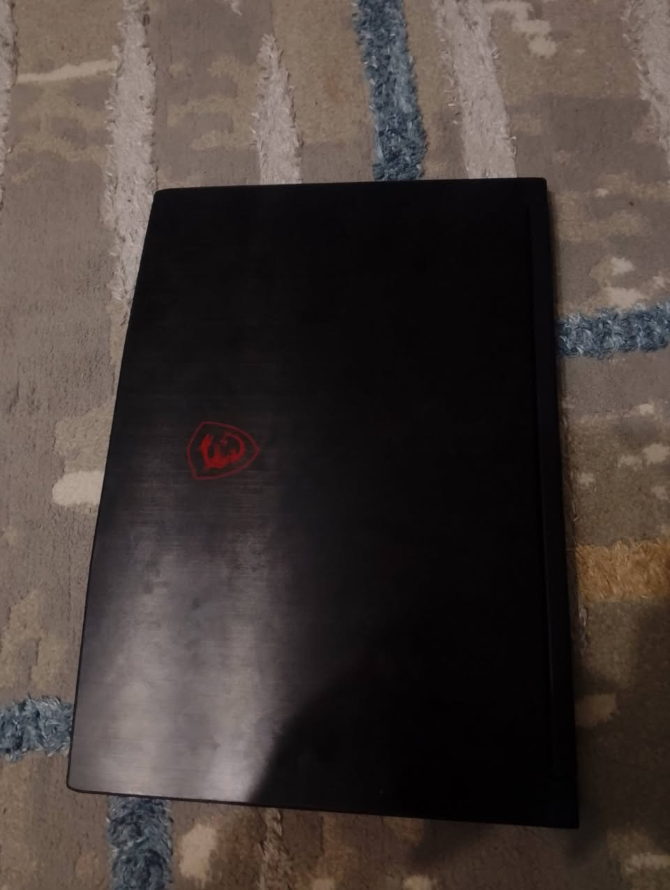 سلام عليكم 
للبيع ⁉️
Windows 11 pro
نوع الحاسبه msi 
إصدار 2020 
Core i5 / جيل 9 
RAM/ 16 
ذاكره 512
كرت شاشه  1650 منفصل (4G)
ومتصل 2 G
حاسبة كيبورد گيمنگ 
شاشة4k
حاسبه حلوه ونضيفه تقريبا 
سعره 550 الف وبيه مجال قليل 
( مشكلة بس بطاريه تبقه ساعة ع اليوتيوب بدون شحن وتطفه )
مكاني نجف الاشرف / ***********واتساب
