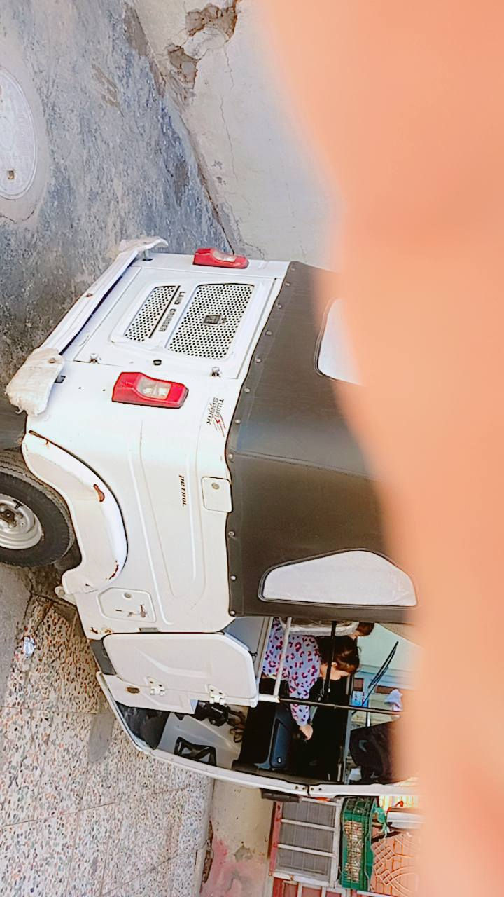 سلام عليكم تكتك للبيع مديل 2022 شهر 11باسمي رقم وسنويه مكفوله مكينه كير كشر عنواني بغداد مدينه الصدر  رايده ب 8ونص ***********
