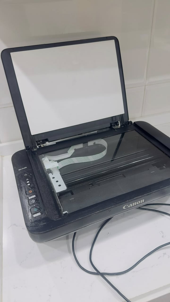 السلام عليكم طابعه نوع Canon PIXMA MG2540S متروكه من مده شغاله بس اكو مشكله مجاي تطبع اتوقع الحبر جاف ابيع ع هاي وضعيتها ب 25 يوجد توصيل


**إذا كنت صاحب هذا الإعلان وتريد حذفه لأي سبب، رجاءا أرسل رسالة إلى الدعم الفني**