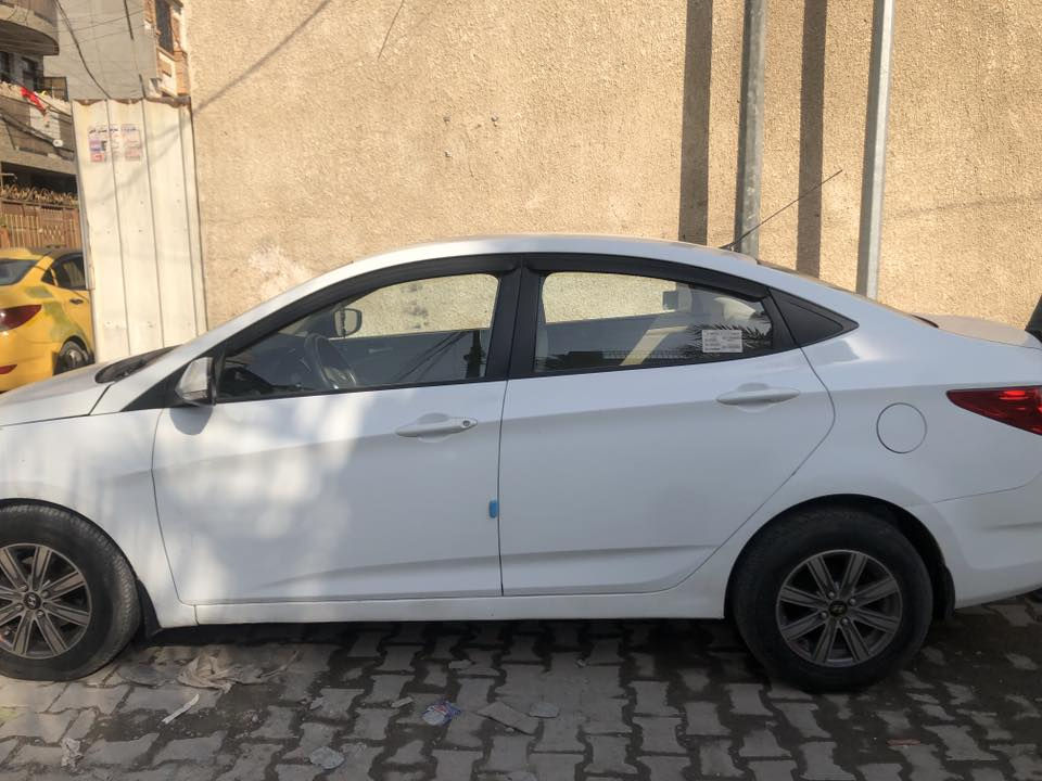 السلام عليكم للبيع اكسنت 2013 بأسمي رقم بغداد تبريد شغال اطارات جديده بيها بعض مناطق صبغ السنويه تنتهي 2028 السعر 90 $ وبيها مجال العنوان بغداد/ زيونه للاتصال ***********‬
