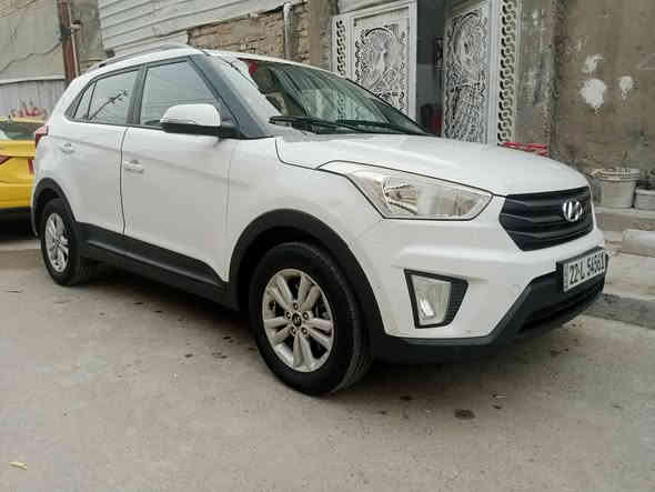 كريتا
موديل 2018
سيارة خليجيه 
موصفاتها عاديه 
حساسات خلفية 
شاشة بلادي 
سعر 128
ما اراوس 
***********
