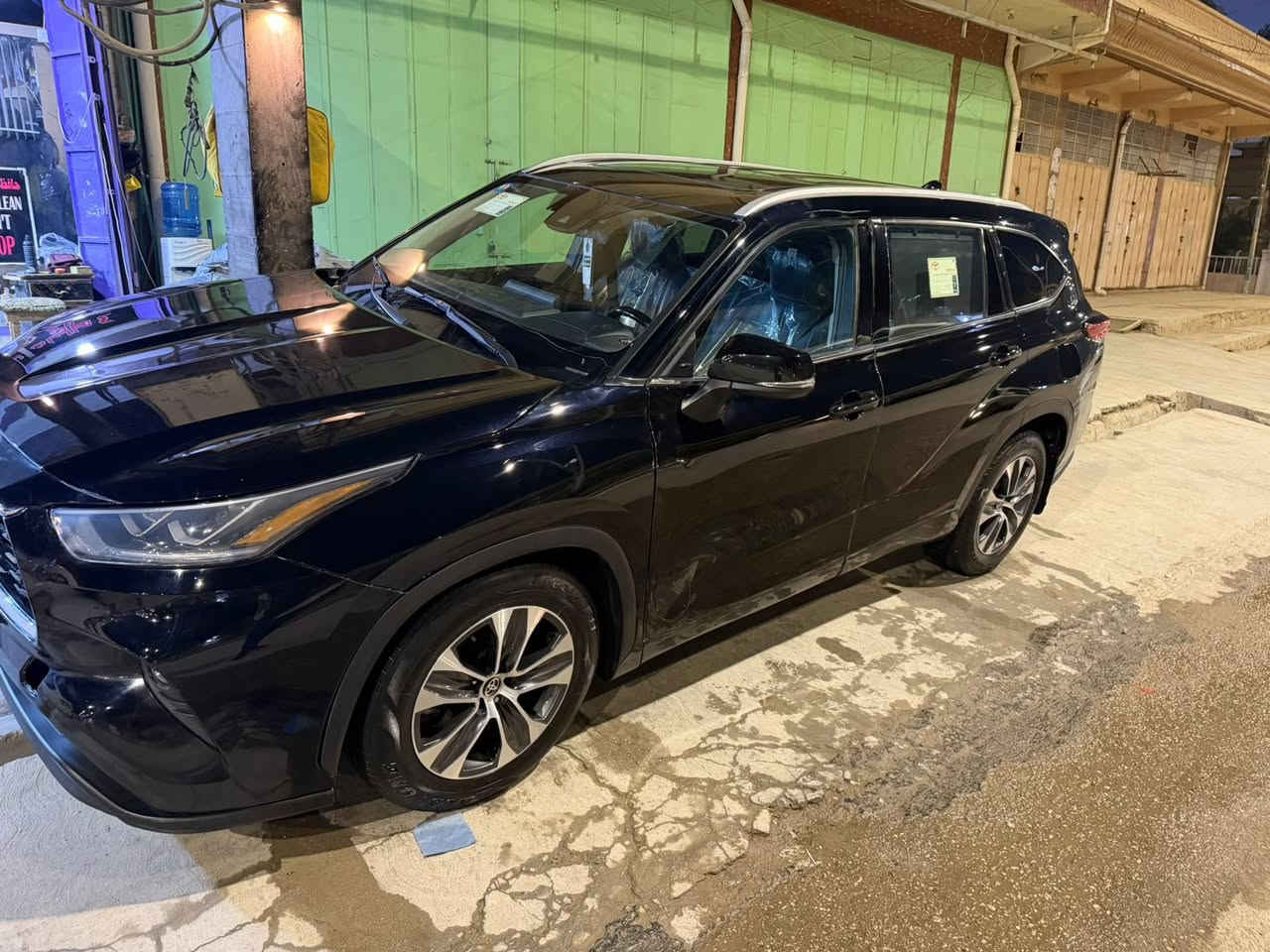 هايلندر 2022 رقم انبار بسمي 6 سلندر بصمه تحكم استيرن فتحه سقف صندوق كهرباء سيارة جاهزه السعر 250 وبيها مجال ***********
