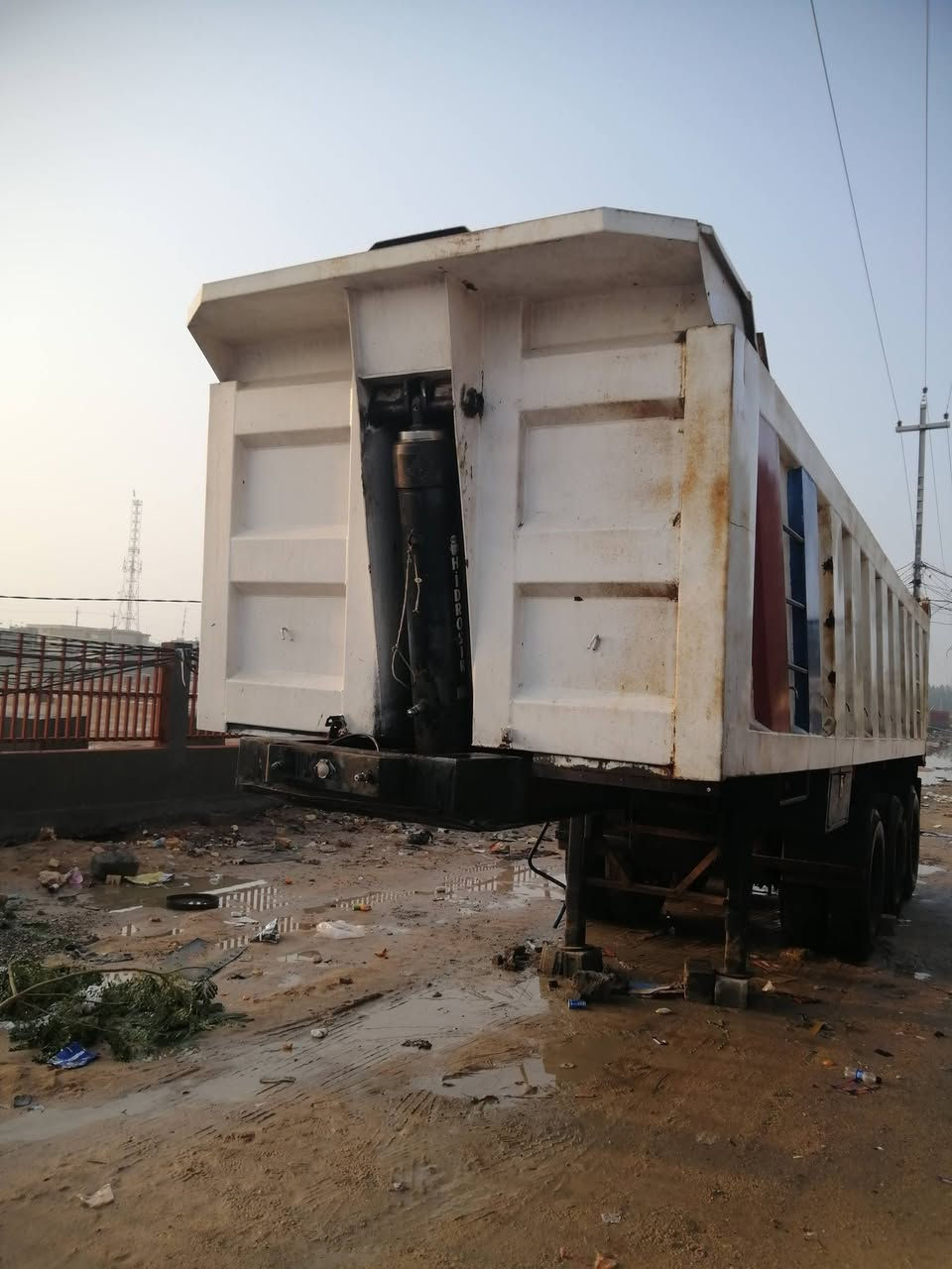 عربانه عمل ٣٢ متر مجموعه والثالث رفاع تخم ٢٤ جاهزه للعمل ***********
