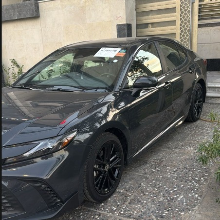 كامري 2025 هايبرد امريكي 
Toyota camry 2025 se hybrid
مواصفات se بدون فتحة
ماشيه 8 الاف

صبغ قطعه وحده جاملغ خلفي مكصوص بأمريكا فقط الكشر مبدل و مصبوغ و صور الحادث موجوده بالمنشور

مرقمة بغداد بأسمي 
السعر 23000$ 
***********
