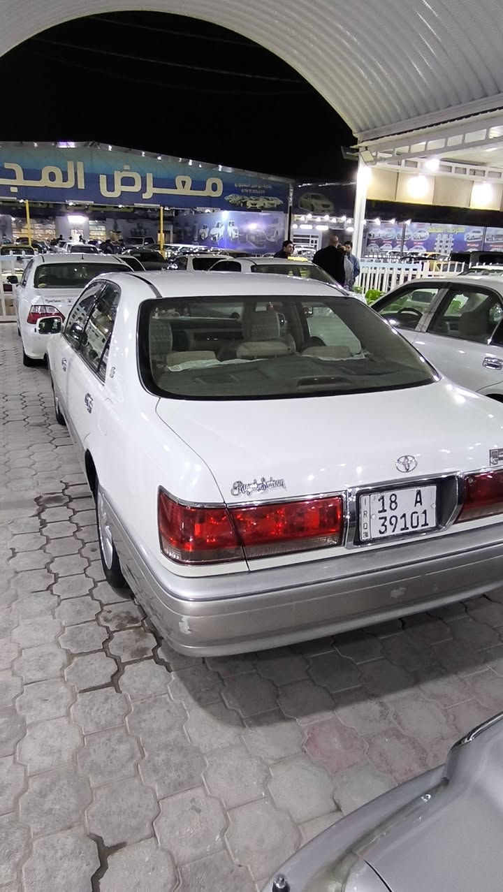 السلام عليكم تويوتا كراون موديل 2003
السياره شاصي 71 
فتحه سقف 
ثلاث دكم اصل دكمتين 
برده خلفيه 
سترين كهرباء 
كرستال اصل 
اربع كشنات كهرباء 
السياره تحوير نجف فوك وجوه 
دشبول نجف 
شاديله مكينه وكير وعربانه خلفيه كله ديفور الجبير 
بيها مكينه حاويه جديده بمعنى الكلمه وشرط الفحص 
السياره كير مكينه حداديه كله جديد 
بيها بس فخذه مبدله بل يابان يعني شغل اليابان 
باقي السياره كفاله كص ونقل جثه ورسميات 
رقم بابل باسمي شرط تحويل ثاني يوم 
مصفره غرمات رقم بابل قرار 48 تحويل باي مكان يعجبك 
مكان السياره بل النجف السعر 137 وبيها مجال لشراي 
رقم ***********
