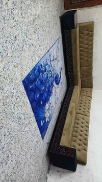 ديوان 10مقاعد تركي نظافه 90/%مكان حي اورسعر225 وبي مجال07710554400