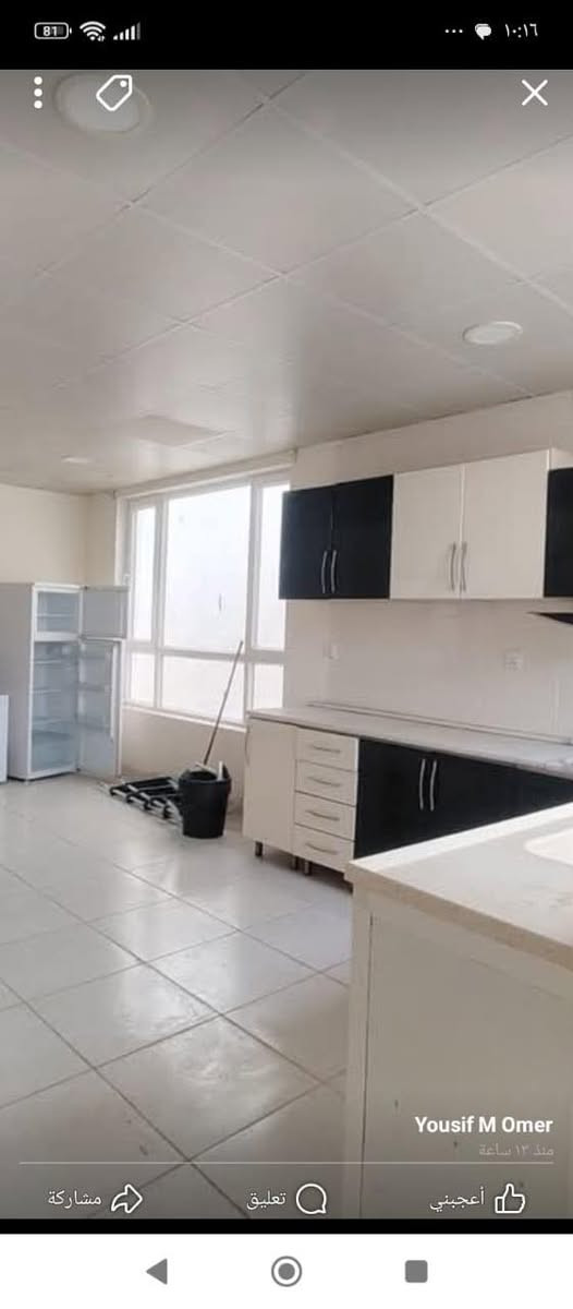 بيت للبيع مجمع كاني ستي غرفتين نوم وصاله ومطبخ وصحيات طابق ونص 200متر سعرها 4دفاتر 75ورقه***********واتساب
