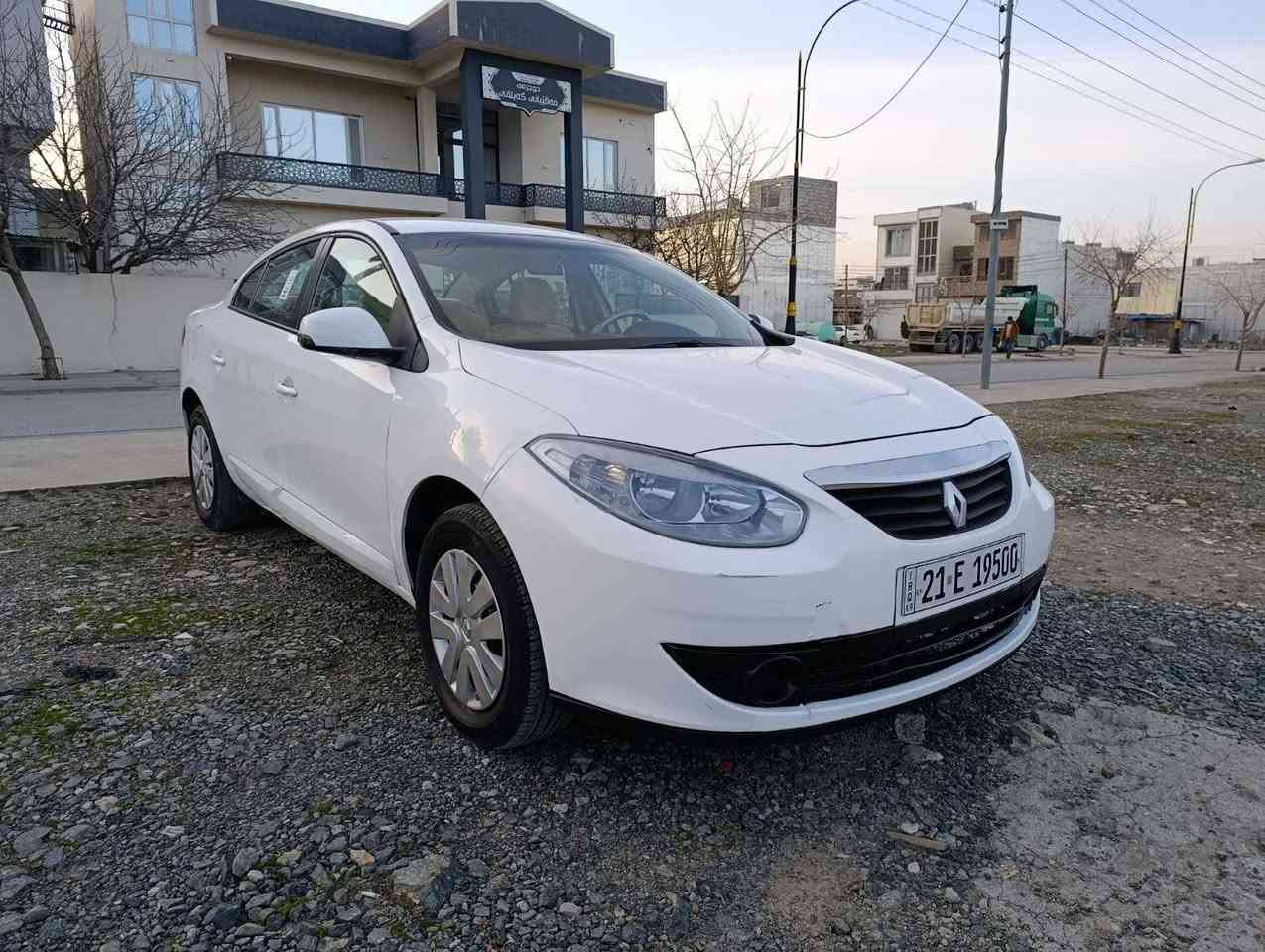 ڕینۆ مۆدێل2011 گێڕ و مەکینە بەشەرت نەکراوەتۆ گێڕ ئۆتۆماتیک سەنەوی و ڕەقەم تازەیە تا 2028 سپی بەفری سۆنەرم داناوە تەنها یەک چەمەلەخی دواوەی بۆیاخە بێ ناوگرتن چوار جام کارەبا ئاوێنە کارەبا ئاوێنەی ئیشارەت سویچ کۆنتڕۆڵ گەرم و ساردیش بەشەرت سەیارەکە ماڵی دۆستە نرخ 64گەڵا و کەمێک مەعامەلە
گۆڕینەوە دەکەم بە ڕەقەم
 ژمارەمۆبایل 
***********
*********** بنجوين, السليمانية
