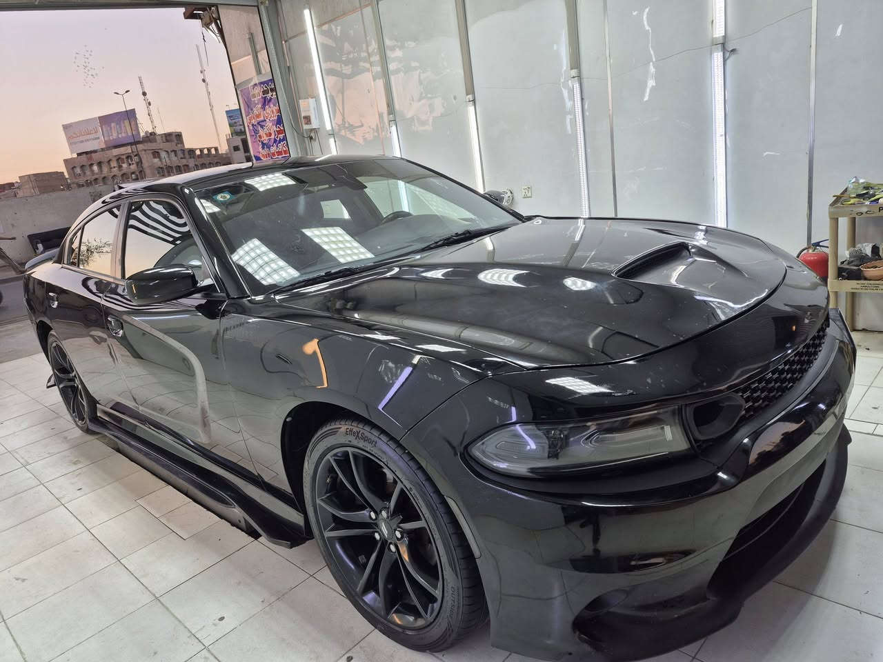 جارجر sxt 2018 رقم انبار مشروع وطني محدثه صبغ بنيد ودعاميه امامي وخلفيه مال تحديث صور حادث مرفقه وبيه صبغ كود مال شركه  السعر ١٦٥ ورقه معها دعاميه الاماميه وخلفيه وبنيد اصليات قبل تحديث مكان سياره بغداد للاستفسار ***********
