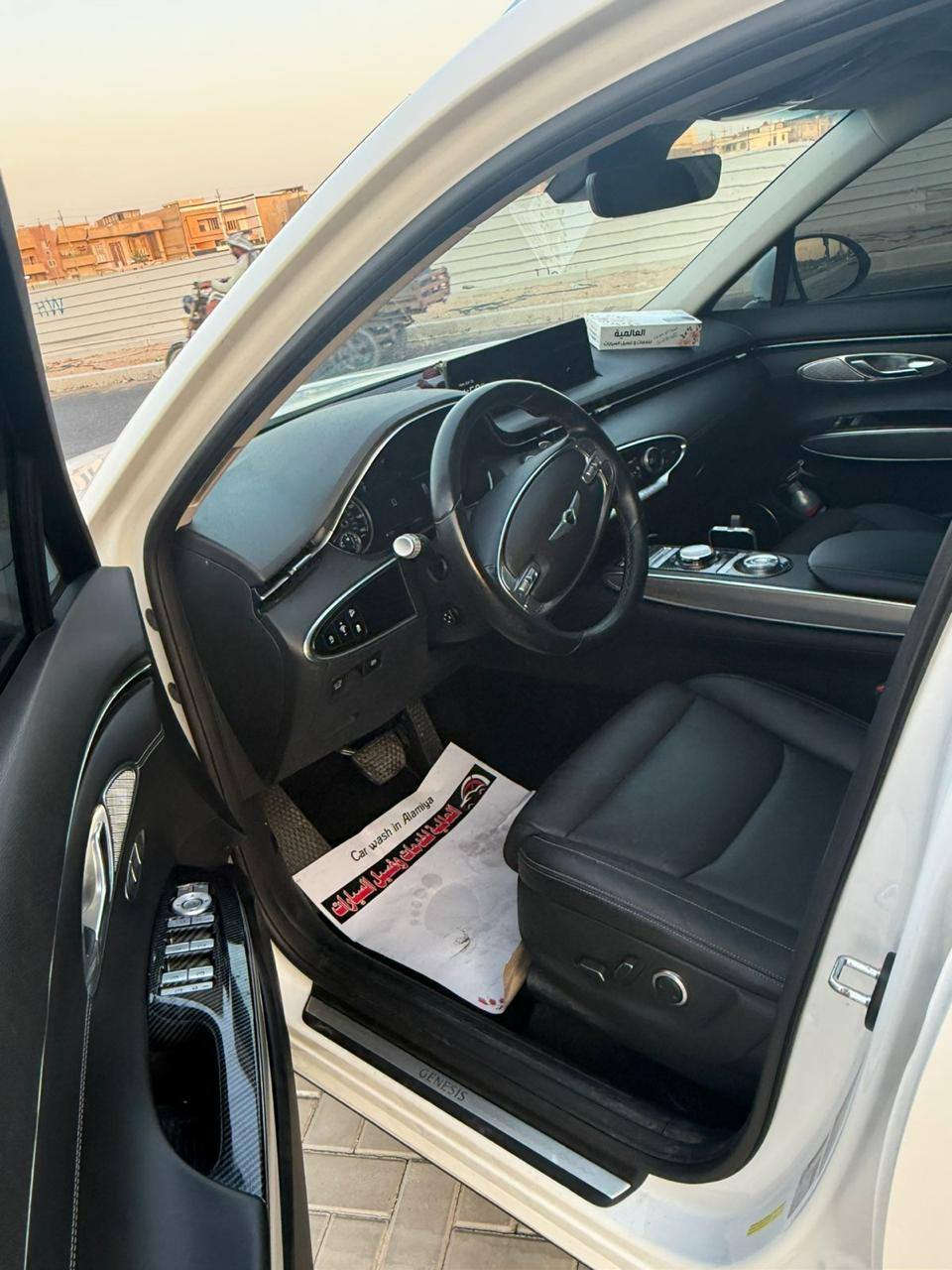 #اعلان_بيع_سيارة
🔷السيارة : جينسس GV70 وارد امريكي 1/1🔥

🔷سنة الصنع : 2023 🆕

🔷اللوحة : اربيل

🔶السعر : 285 ورقة

🔷الضرر : تبديلبنيد فقط نفس اللون بدون صبغ. 

🔷ضرر الايرباك : ستيرن فقط.

______________________________

🔷المواصفات:🔥

🔹حجم المحرك 4 سلندر 2.5L توربو 🚀🚀

🔹فور ويل AWD

🔹عداد المسافة 86 الف ميل 

🔹كاميرات 360 درجة

🔹رادار امامي وجانبي وخلفي

🔹تنبيه الخروج عن المسار

🔹حساسات خلفية

🔹فتحة سقف بانوراما

🔹جنطة كهرباء

🔹ستيرن كهرباء

🔹غرفة جلد اسود

🔹تبريد وتدفئة الكراسي الامامية والخلفية

🔹كراسي كهرباء بالكامل

🔹ميموري كرسي السائق 

🔹ويل كب حجم 19 انج مع اطارات بحالة جيدة

🔹5 وضعيات للقيادة

🔹شحن وايرلس NFC

🔹انارة ترحيب شعار جينسس

🔹لايتات LED بالكامل

🔹شاشه تحكم بالايعازات

🔹سستم الصوت Lexicon

🔹تحكم ستيرن جهتين

🔹بصمه ابواب و تشغيل وتشغيل عن بعد

🔹مع باقي المواصفات الاعتيادية

————————————————————————

☎️ الاتصال :

*********** 

*********** 

📍البصرة
