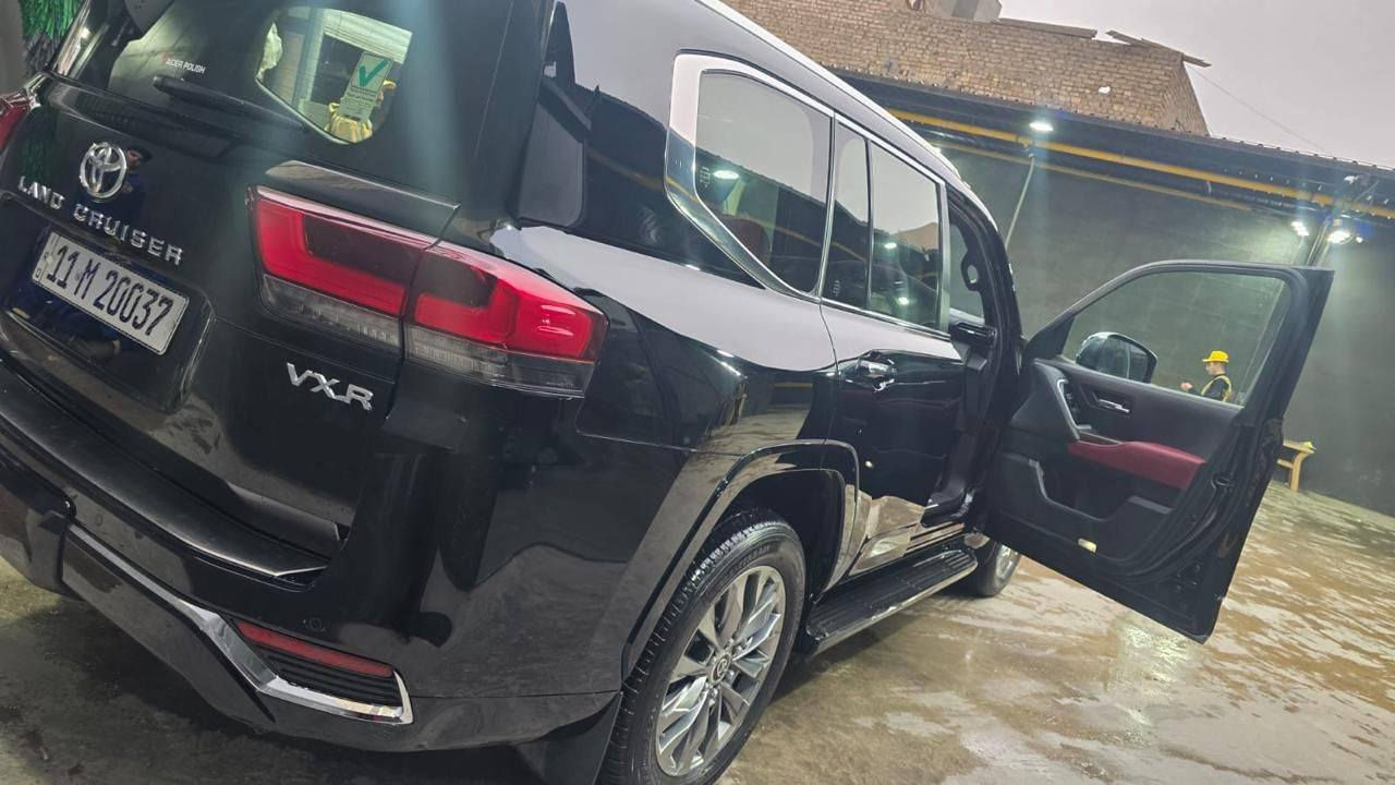 تويوتا لاندكروز 2023 VXR 
فتحة بصمة كشن تدفئة كشن خزن
كوشن جلد و كهرباء تخم جديدة 
 تحديد سرعة امام خلفي حاسة
شاشة كاميرات تايرات جديدة
خط شارع رادارات سنوية جديدة 
مكينة كير مكفولات
سنويا هزة رقم جديد
سيارة حلوة ونظيفة

رقم صاحب سيارة
***********
