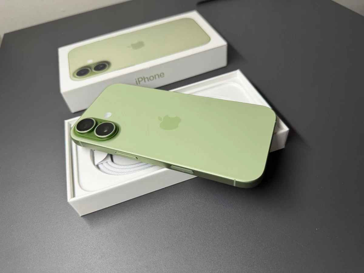 ايفون 17 اخضر مرغوب
ذاكرة 256
حجز مسبق من ماستر 
ضمان 2 سنة 
بطارية 100
كارتونة وياه و ضمانه من الشركة
اخو النضيف 
السعر مليون ونص كركوك, العراق


**إذا كنت صاحب هذا الإعلان وتريد حذفه لأي سبب، رجاءا أرسل رسالة إلى الدعم الفني**