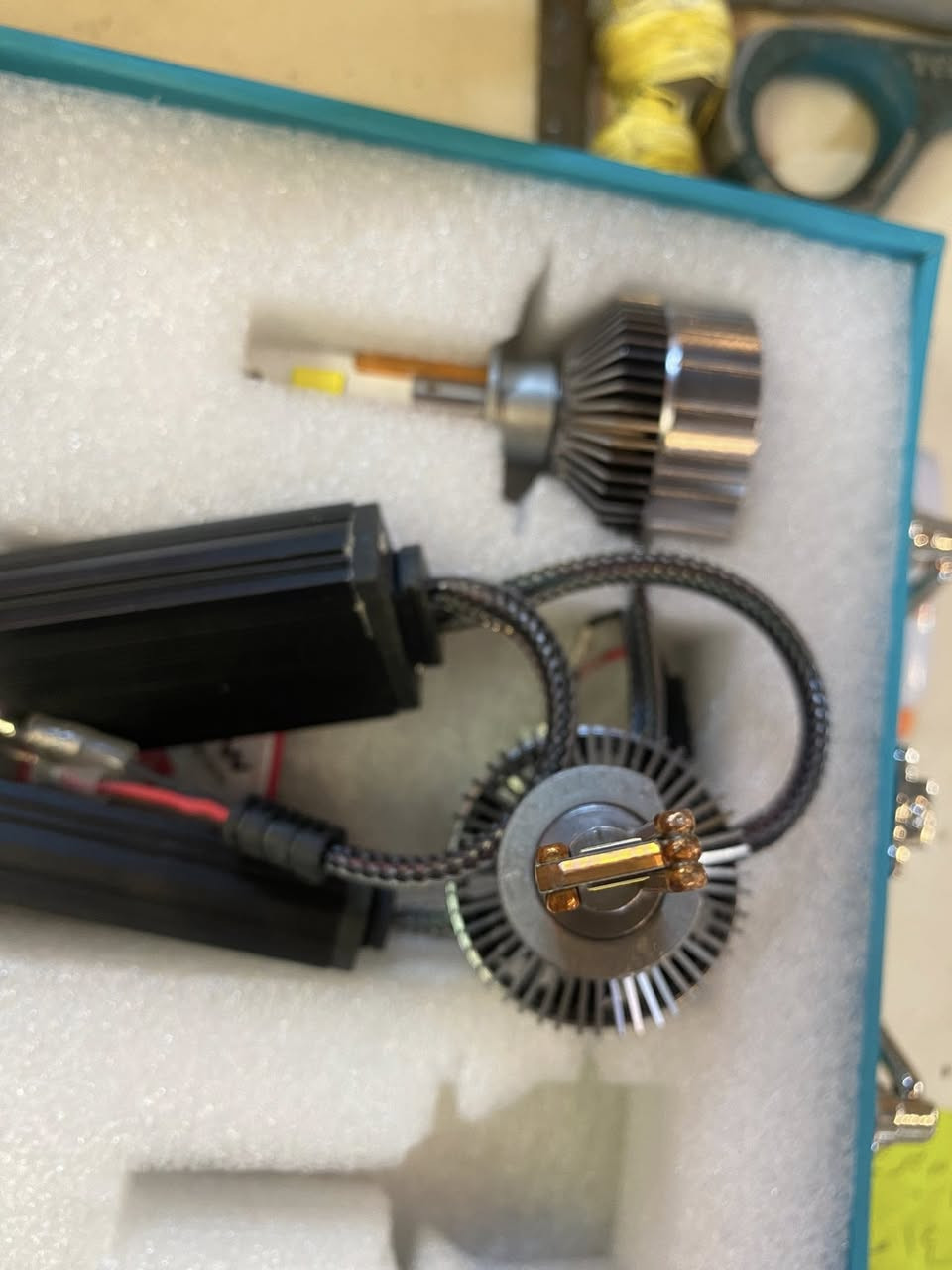 H7
9006
9005 
شمسى 
120Wحقيقى
سعرة ٤٥٠٠٠ 
وبيه دكمة


**إذا كنت صاحب هذا الإعلان وتريد حذفه لأي سبب، رجاءا أرسل رسالة إلى الدعم الفني**