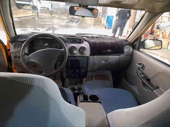 السلام عليكم اخوان
سايبا موديل 13
معمر بس هلالات 
كير ومكينه خير من الله 
قفلها 28
مكاني بغداد ‎0783 832 5242
