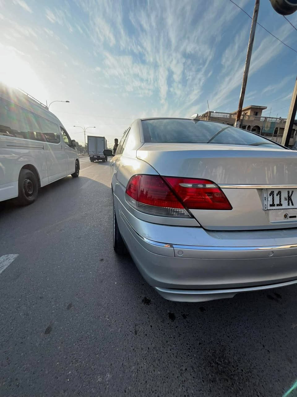 من الجناي للجناية 

سيارة كاملة مكملة كاملة 

مواصفات الكل شغالة 

BMW E65 740i 2006 
محرك 8 سلندر 40
باب قصير المرغوب 
رقم بغداد تحويل ثاني يوم 

وارد ياباني 

ضرر باب خلفي صبغ فقط . 

جاملغ امامي ايمن مبدل للجمالية مابي ضربة 

بقية السيارة مكفولة كفالة عامة من الصبغ والعيب الشرعي 

جراد بنيد وقمارة وصندوق لان سيارة بلادية 

منظومة زنون كاملة

تحكمات كلها شغالة

كشنات تدفئة وتبريد 

باب شفط بلادي

صندوق كهرباء بلادي 

مراية جانبية قلابي بلادي 

تخم تاير نوع ZR جديد 

ويل تخم جديد 

ادامة منظومة بانزين كاملة من الفيت بم للنوزل كلة اصلي 

نقص فقط 

نضوح مشط 

الغاز طاير بلشتاء لان بدلت ردايتر التبريد لان المنظومة كاملة وجديدة لوك 

بوش مال اكسل 

السعر 150$ 
وبيها مجال قليل جدا لان سيارة بلادية وجديدة 

بغداد الغزالية

‭***********‬
