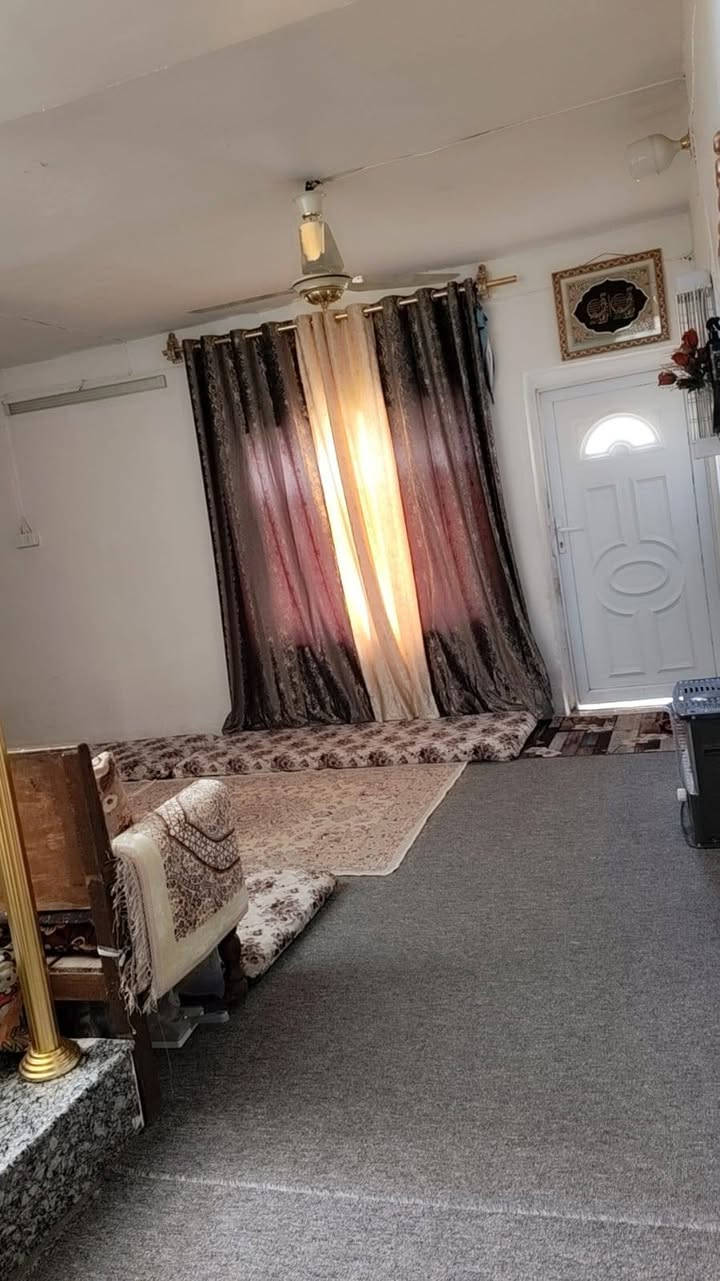 بيت نون للبيع الفرع المقابيل الكنيسه السعر خاص رقم الهاتف ***********
