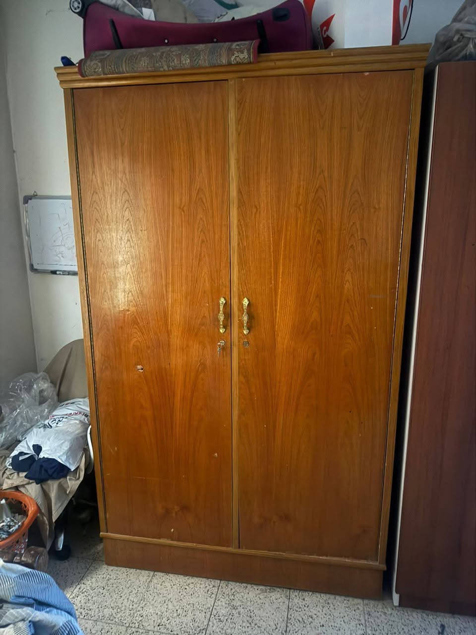 السلام وعليكم عندي غراض مستعمله للبيع وعندي سبالت طنين وعندي اشياء ونواعم هم الي ياخذ حاجه ياخذ هديه وياها مكاني بغداد ***********او مراسله الصفحه
