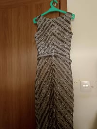 فساتين • ملابس