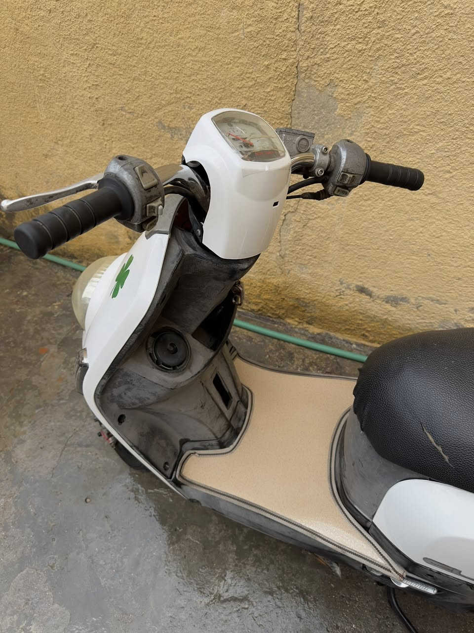 سلام عليكم 
ماكس بوليسي 120 للبيع دراجه مكفوله وكامله 
سعر 700 وبيها مجال مكاني الدوره *********** ❤️
