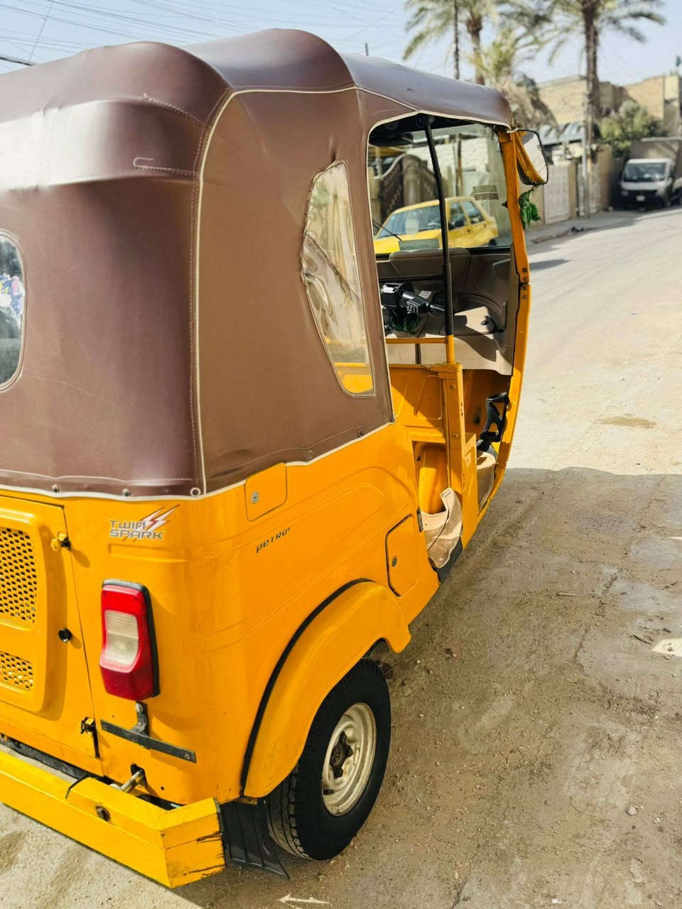 السلام عليكم شباب تكتك ٢١شهر ١١ مجفتة مرقمة رقم انكليزي لاستفسار لاتصال على رقم *********** ب ٨ملاين وبيها مجال مكانة مدينة الصدر الاورفلي تحويل ثاني يوم
