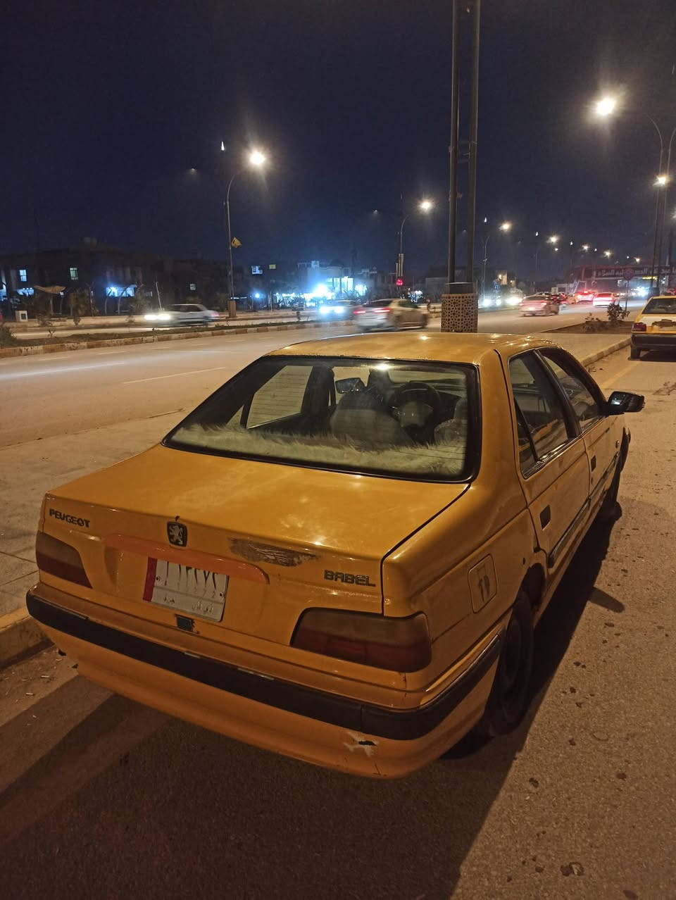 سياره بيجو باص للبيع سياره جاهزه اي نقص ما بيها السعر 30 وبيها مجال المكان الناصريه مركز اتصال ‏‪0783 191 1905‬‏
