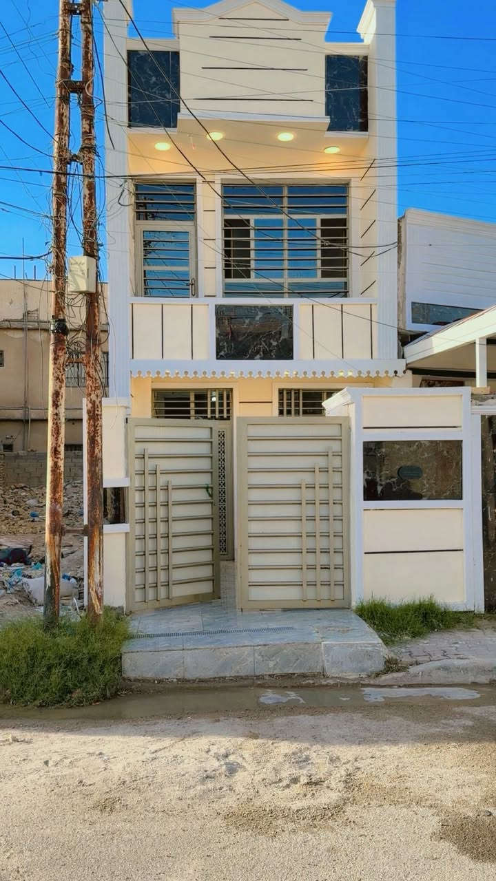 بسم الله الرحمن الرحيم/ بيت 🏠 م 80
طابق ونص بناء 2026 حديث 
خلف الشارع التجاري موقع منتاز 
قرب تقاطع الجريخي بدايت ال3000
بيت كلش جديد هسه كامل 
اي استفسار تصال  ***********
