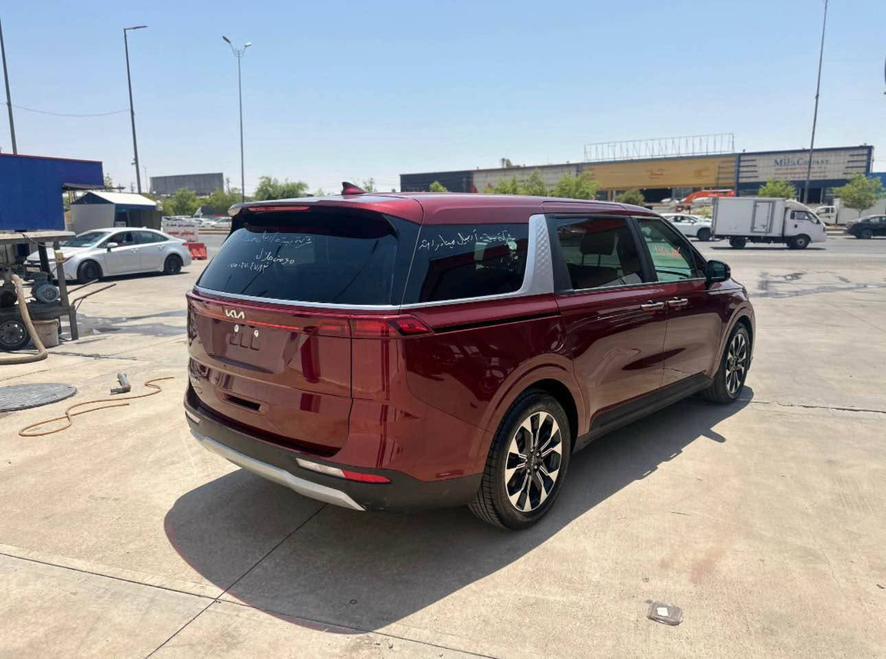 🚘 كـيـا كـارنـيـفـال ٢٠٢٤ EX - أحـدث مـوديـل وأعـلـى تـكـنـولـوجـيـا 🚘
إذا كنت تبحث عن سيارة عائلية، حديثة ومجهزة بأعلى المواصفات والتقنيات، فهذه الكيا كارنيفال هي الخيار الأمثل لك!
🔹 أبرز المواصفات (EX):
✨ شاشة كبيرة ومتطورة
📷 كاميرا خلفية
🛡️ نظام رادار لزيادة الأمان والسلامة
⚠️ حساسات للتنبيه عند العقبات
🕹️ تحكم كامل من الاستيرن
🚀 محدد سرعة (تثبيت سرعة)
... والعديد من المواصفات المميزة الأخرى التي تمنحك قيادة مريحة وآمنة!
🛠️ حالة السيارة:
 الصبغ: بونيد + جاملغ (بدون دواخل)
 الإيرباك: فقط إيرباك الاستيرن طاق
💰 السعر:
فقط ٢٤,٨٠٠$ (وفيها مجال/مفاوضة)
📍 المكان:
أربيل - شارع ١٠٠م - داخل المعارض
📞 للتواصل والاستفسار (واتساب):
***********
⏳ لا تفوّت الفرصة وتواصل معنا اليوم! اكر, نينوى
