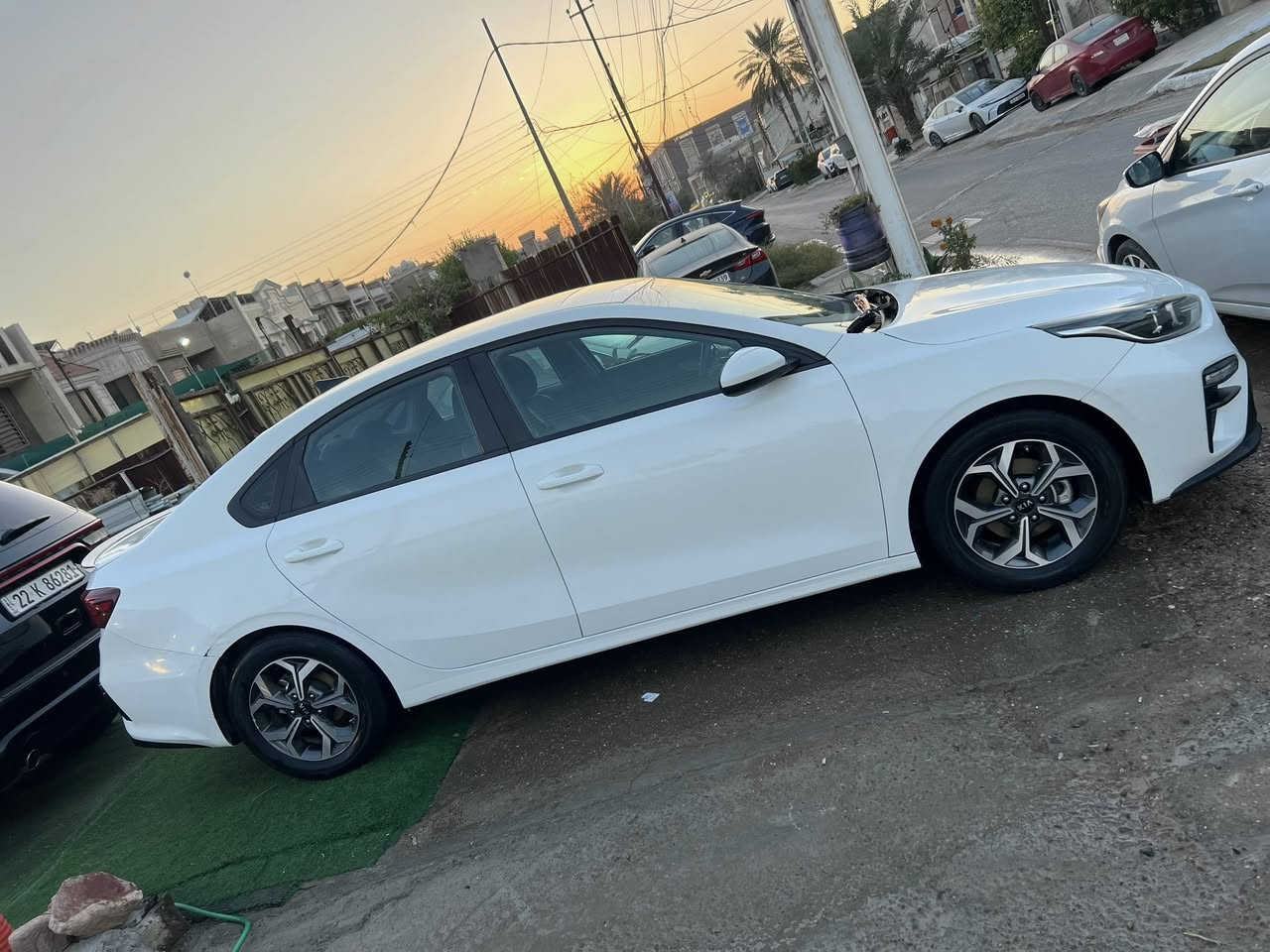 كيا فورتي 2020 
Ex
محرك 2000 دوش 
رادار 
وتحديد مسار 
وشاشة كار بلي 
ومود درايف 
ماشيه 47
كير محرك صدر مكفول وشرط الفحص
حادث بنيد  ومبدل نفس للون قطعه اصليه شرط بدون دواخل 
وبيها شويه صبغ بالعراق ماشر عليه 
وناشر فديو توضيحي هم 
مكان ((بغداد العامريه)) 
السعر (134) وبيها مجال
***********
