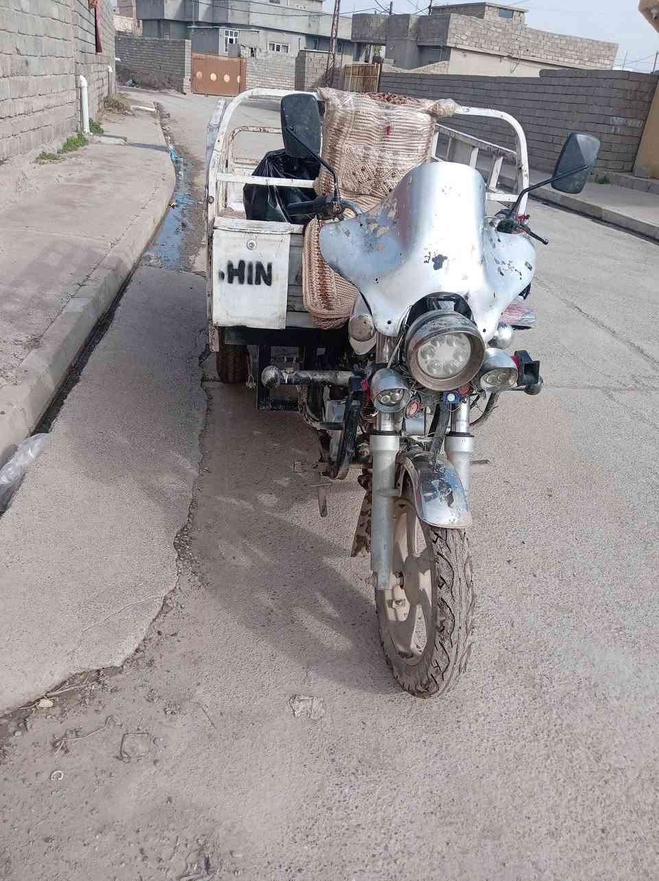 السلام عليكم ستوته للبيع موديل 2018محرك2019كهربايات شقاله كلها بودي شرط محدد حداده جديد  شاصي شرط #ملاحظة بيع مستعجل عندي مريض واريد ابيع والسعر 650شراي اتصل وتبشر مو شراي لاتخابر ***********
