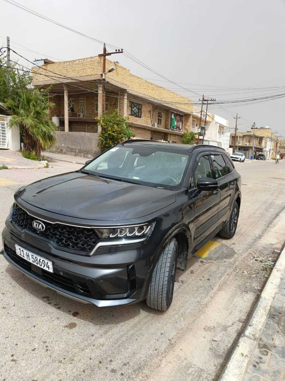 سلام عليكم اخواني ✋
بيع او مراوس  
سورنتو وارد امريكي موديل 21 رقم بغداد. انكليزي  هزه. وسنويه جدد تحويل مباشر  سياره جديده معنئ الكلمه. ماشيه حقيقي 50 الف كيلو متر  اعله فئه SX غني عن تعريف 
المواصفات 
1بنراما. قطعتين 
2فور ويل دفع رباعي 
3محرك 2500 تيربو🚀
4سايد بريك كهربائي لميس
5توقف ذاتي. رادارات 
6 كشنات جلد. كهربائيه 
7((7 راكب ))
8كشنات منفصل سياحي 
9اربعه انظمه قياده  
10تشغيل عن بعد 
وهناك مواصفات أخري عديده  فيهSX غنيه عن تعريف فوول 1علي1 وبلخير علي يأخذه .
الضرر أو الحادث /// تبديل قطعتين فقط. جاملغ وبنيد  
للاستفسار اتصال او واتساب 
***********
السعر المطلوب ((210))

