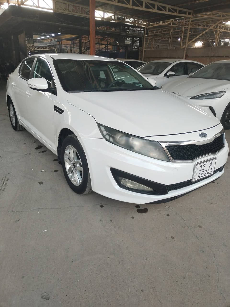 كيا 2011 محرك 2000 دوش جاملغ خلفي صبغ فقط ***********
