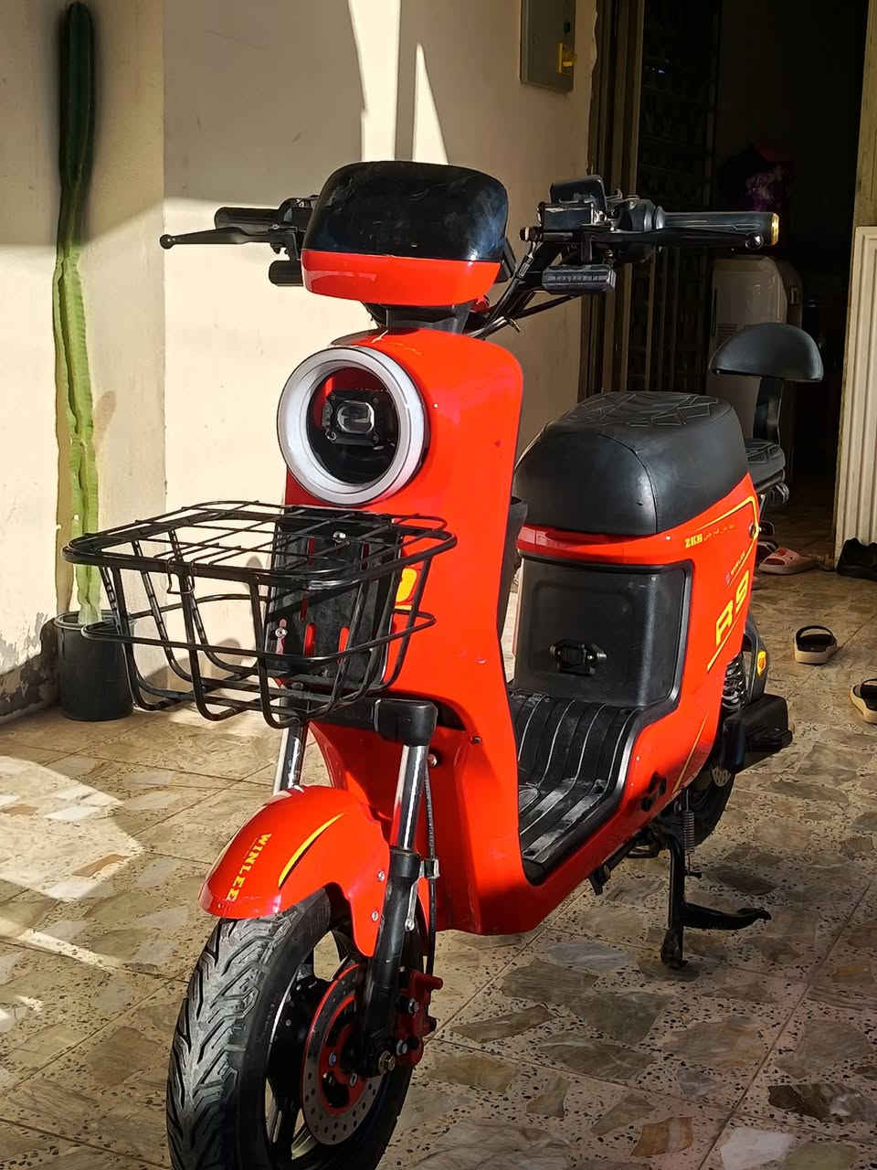 السلام عليكم R9 2026 للبيع فول كامله السعر 425 وبيه مجال العنوان بغداد جسر ديالى القديم الشراي يتصل ***********
