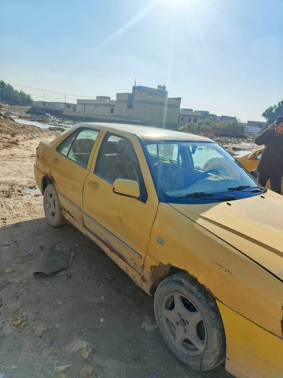 السلام عليكم سياره شيري 2010 ترهم بيع ومراوس
البيع على وضعها الحالي مكينه vvt 1400 
موجود خاص او تواصل على ‏‪***********‬‏
