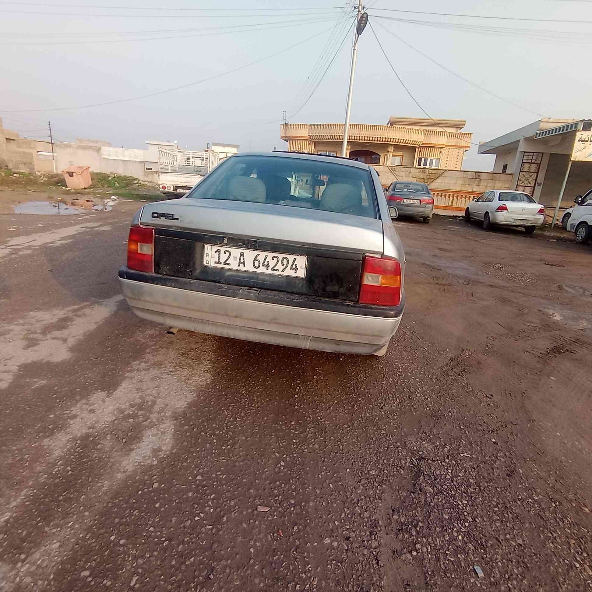 السلام عليكم اخوان فكتره حجم 18 للبيع موديل 92 شرط الوكاله وتحول سياره حلوه ونضيفه السعر عل رقم ***********
