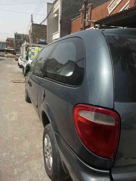 دوج كرفان 2007
محرك 3300
شاصي طويل
كشنات سياحي
تبريد شغال 
سياره بلاديه
السعر 82
التواصل وات ساب ***********
