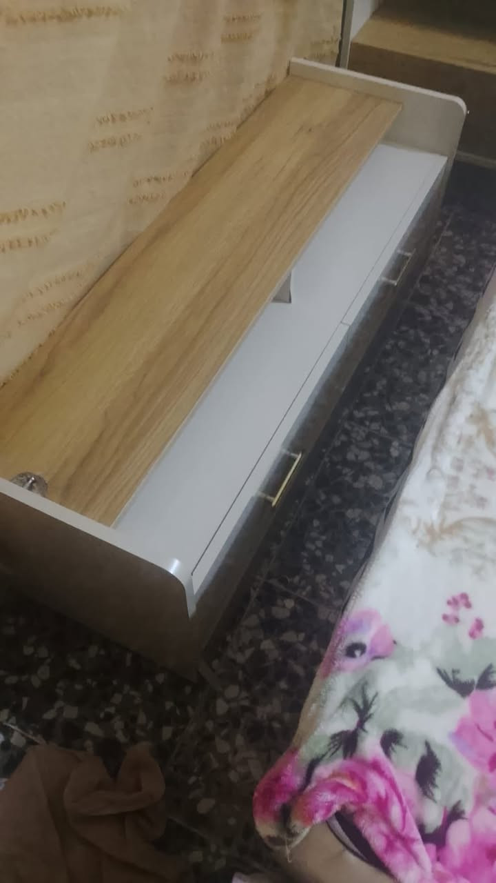 غرفة نوم مستعملة قليل صار 5اشهر من جبناهة اللاسستفسار الاتصال على رقم العنوان بغداد حي البساتين +964 774 249 0302


**إذا كنت صاحب هذا الإعلان وتريد حذفه لأي سبب، رجاءا أرسل رسالة إلى الدعم الفني**