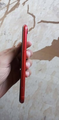 آيفون XR • بطارية ٧٨ • شاشة بلادي