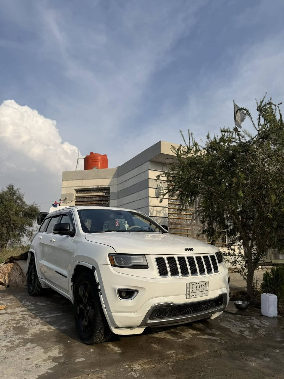 جيب فول موصفات 1/1 //2015للبيع او مراوس مصبوغه عام مكينه 3600 6v كير ميكنه مكفولات //شواصي لغد مكفولات


**إذا كنت صاحب هذا الإعلان وتريد حذفه لأي سبب، رجاءا أرسل رسالة إلى الدعم الفني**