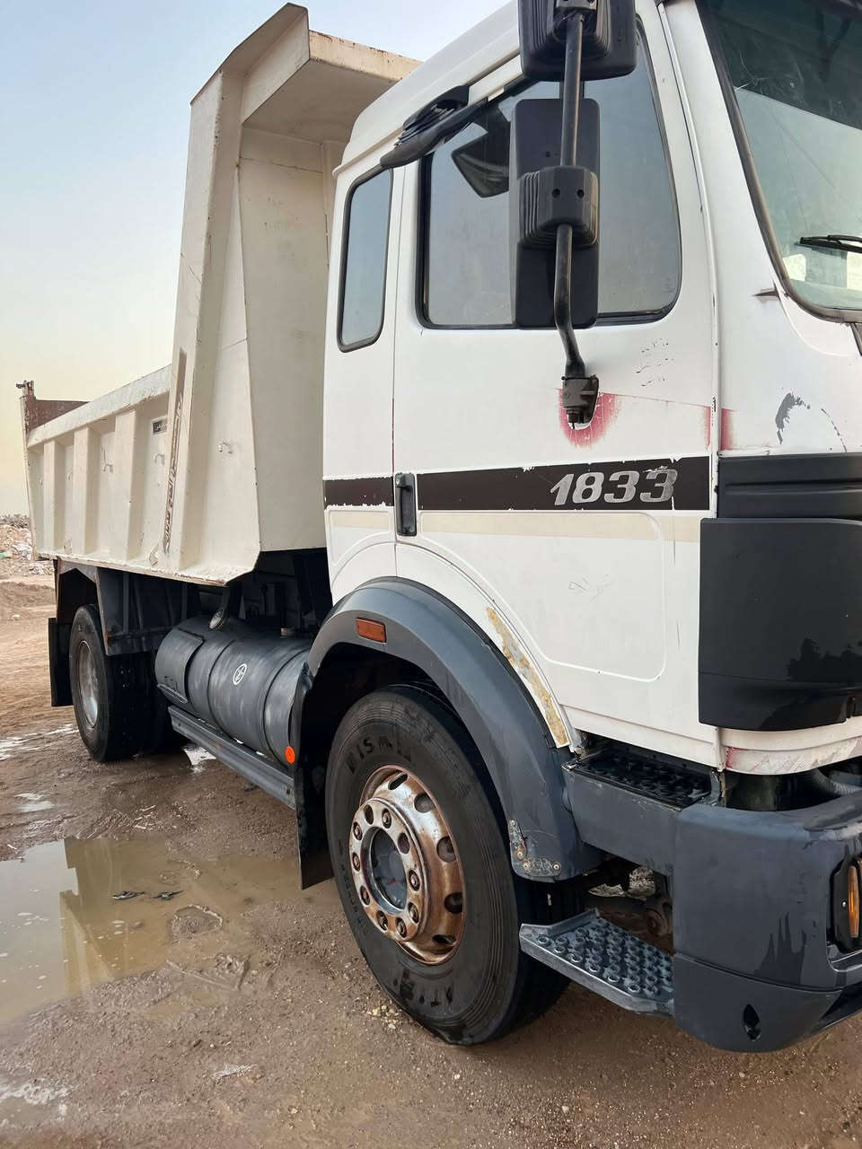 تك للبيع مارسدس  البي قلاب مكينه خير من الله لاتنقيص ولاتبخير كير كهربائي 155 فافون  قماره جوبلس من وره ربطه 
قماره بلاديه شاصي 18 باج بطن دبل شاصي  بدون صبغ لقماره  رقم دياله انكليزي الجديد باسمنه   مكلف ب النشر شراي يتصل ويدلل رقم صاحب السياره  ‏‪0771 123 9339‬‏
