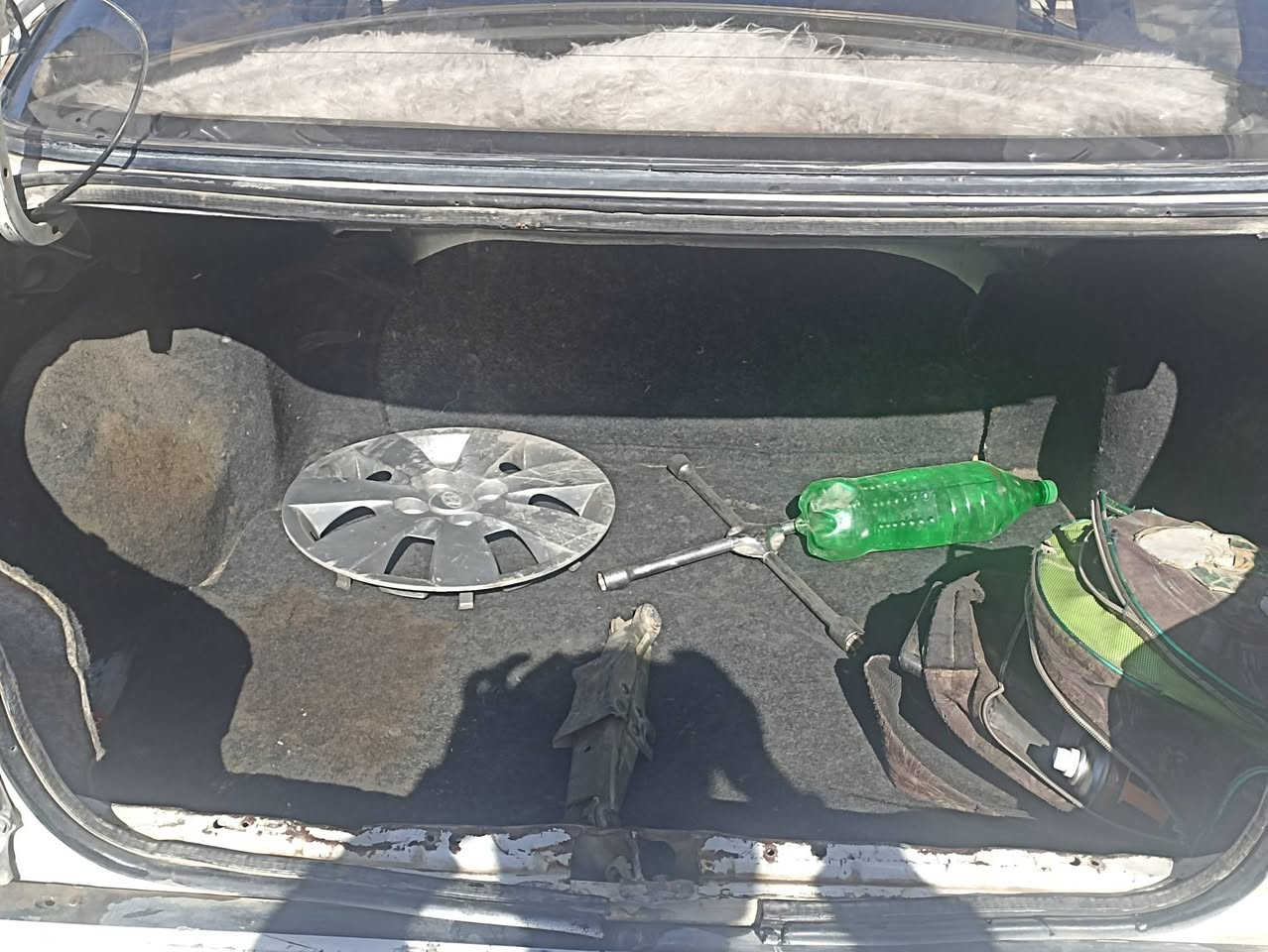 السلام عليكم 
#مكلف #بالنشر 
سيارة كورلا للبيع موديل 92 نظيفة مال بيت رقم نينوى ألماني ب إسمي شرط التحويل گير ومحرك إنظاف ضررها مرفق بالصور السعر 52 وبيها مجال المكان الشرقاط قرية الخضرانية 
***********
