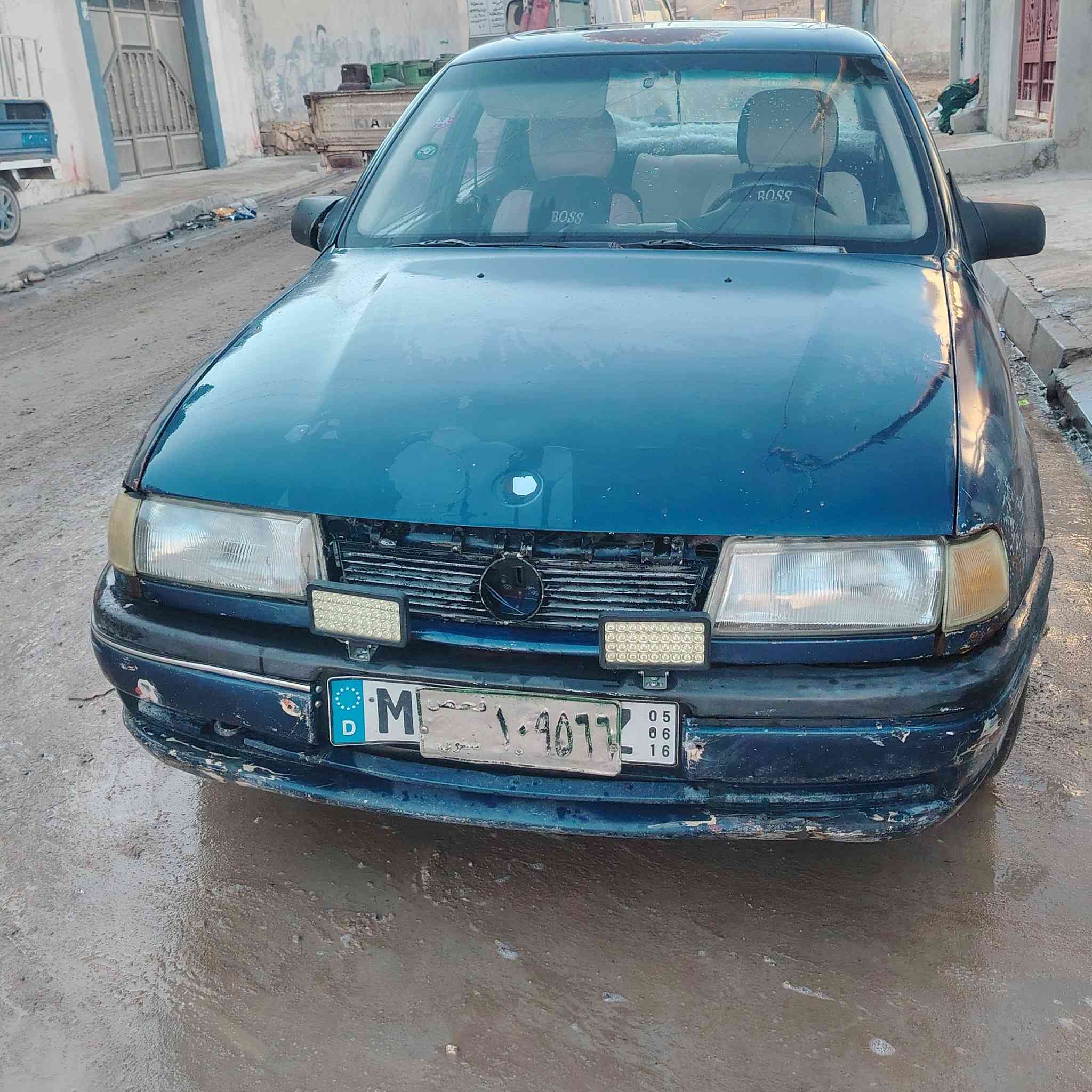 السلام عليكم
اوبل فكترا للبيع موديل 1993 
محرك وكير شرط لا نفخ ولا صرف
محرك جديد مال كصه
كير جديد
تواير جدد
تانكي بانزين جديد
كاربون بانزين بيها
السعر 32 وبيه مجال شي قليل
للاستفسار الاتصال ع الرقم
*********** بيه واتساب
